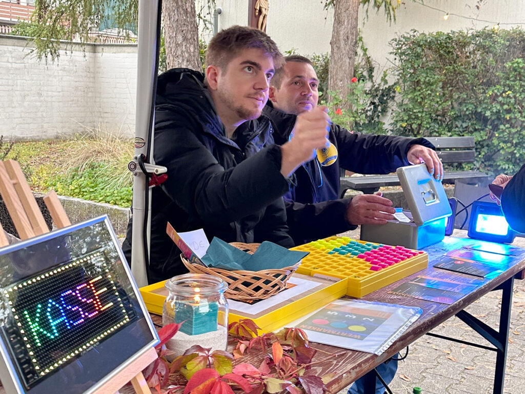 Die Zentralkasse. Erstmals wurden Wert-Chips ausgegeben